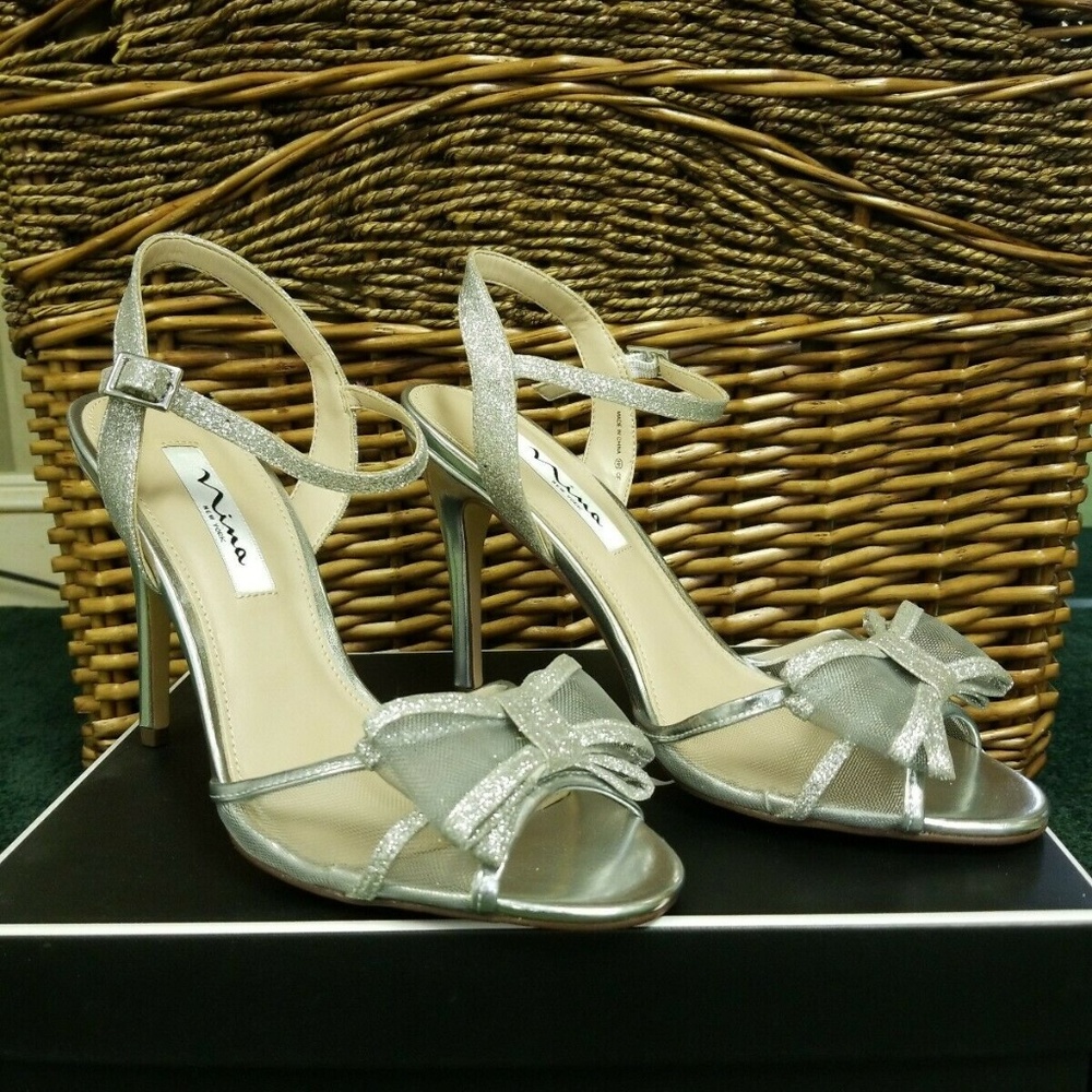 Nina Charm Dress Sandals, White Diamond, 8.5 US